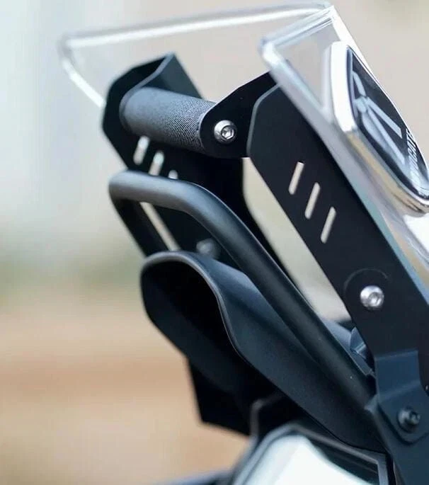 MONTAJE GPS NEGRO APTO PARA KAWASAKI VERSYS 650 Foto 3 de 4