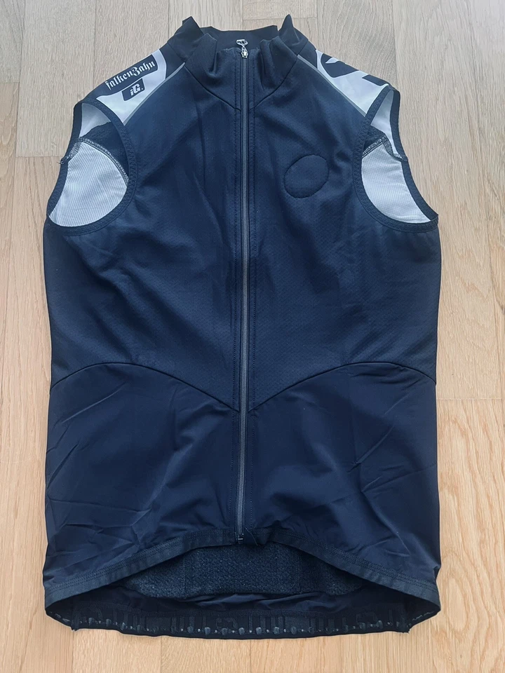 ASSOS FalkenZahn fall winter spring Gilet Black L - Image 3 of 4