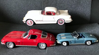 Lot of 3 Corvette Chevy die cast cars: Red 1965, Blue Sting Ray 1963, White 1953