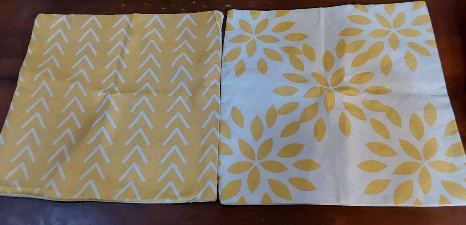 Pillow Covers 2pc Couch Bed Outdoor/Indoor Square 17'' Yellow Cream-image