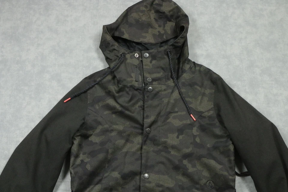 Volcom Jacket Mens Small Camo Hooded Waterproof Snowboarding Coat 10Kmm - Image 2 of 4