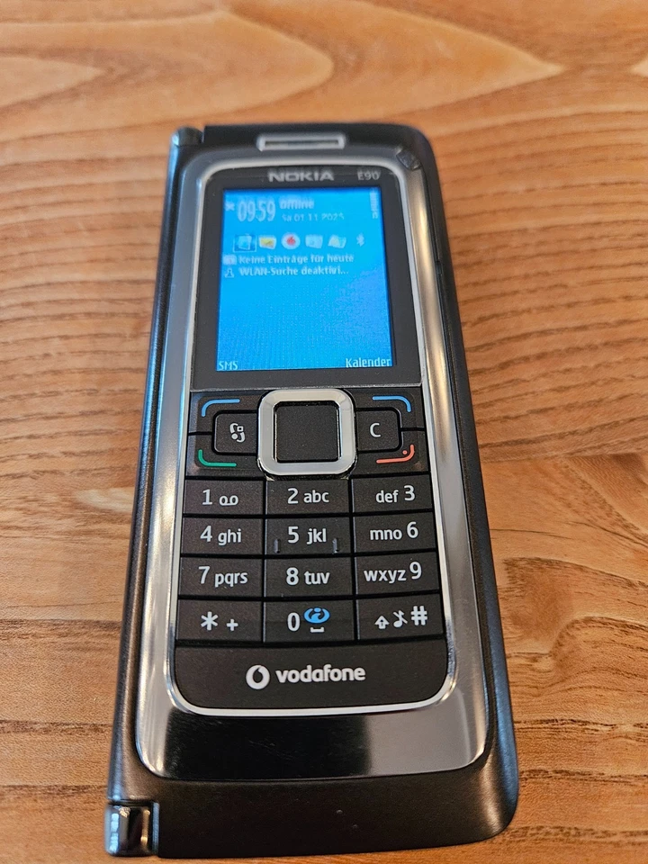 Nokia Communicator E90 - schwarz Smartphone - Bild 3 von 4