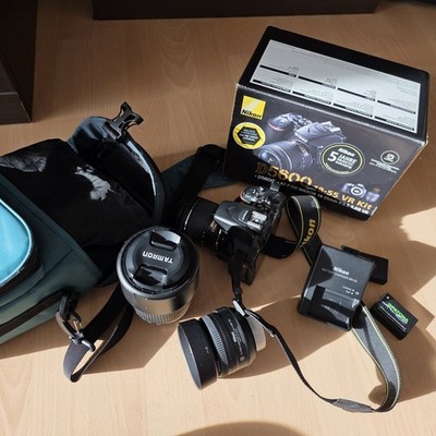 Digitalkamera Nikon D-5600 Kit mit 3 Objektiven AF-P 18-55 AF-S 35 TAMRON 70-300