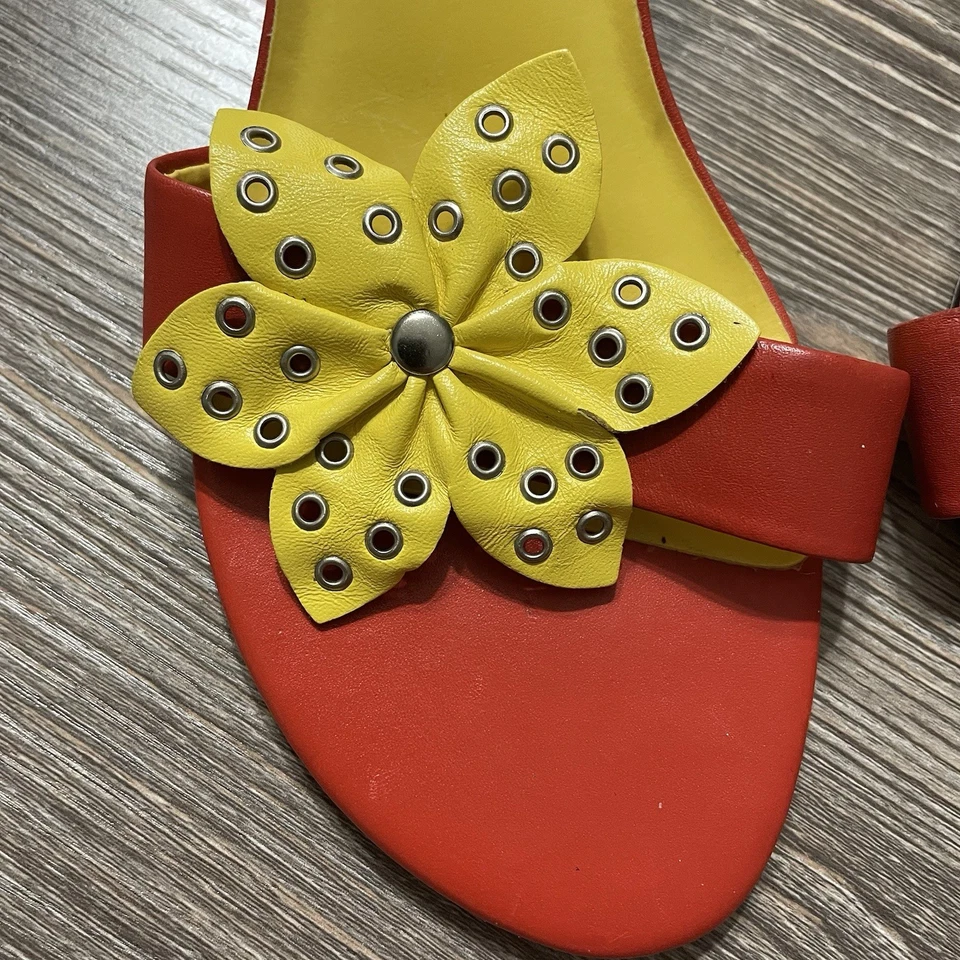 Sandalias Enzo Angiolini Y2K Floral Cuero Gatito Tacón Slide, Rojo y Amarillo, 6.5M Foto 3 de 4