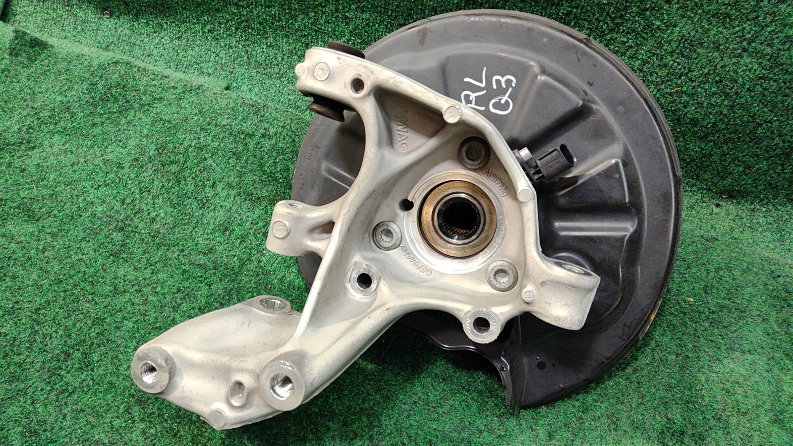 2019-2025 Audi Q3 Rear Left Suspension Knuckle 40k mls Oem 5qf505435f