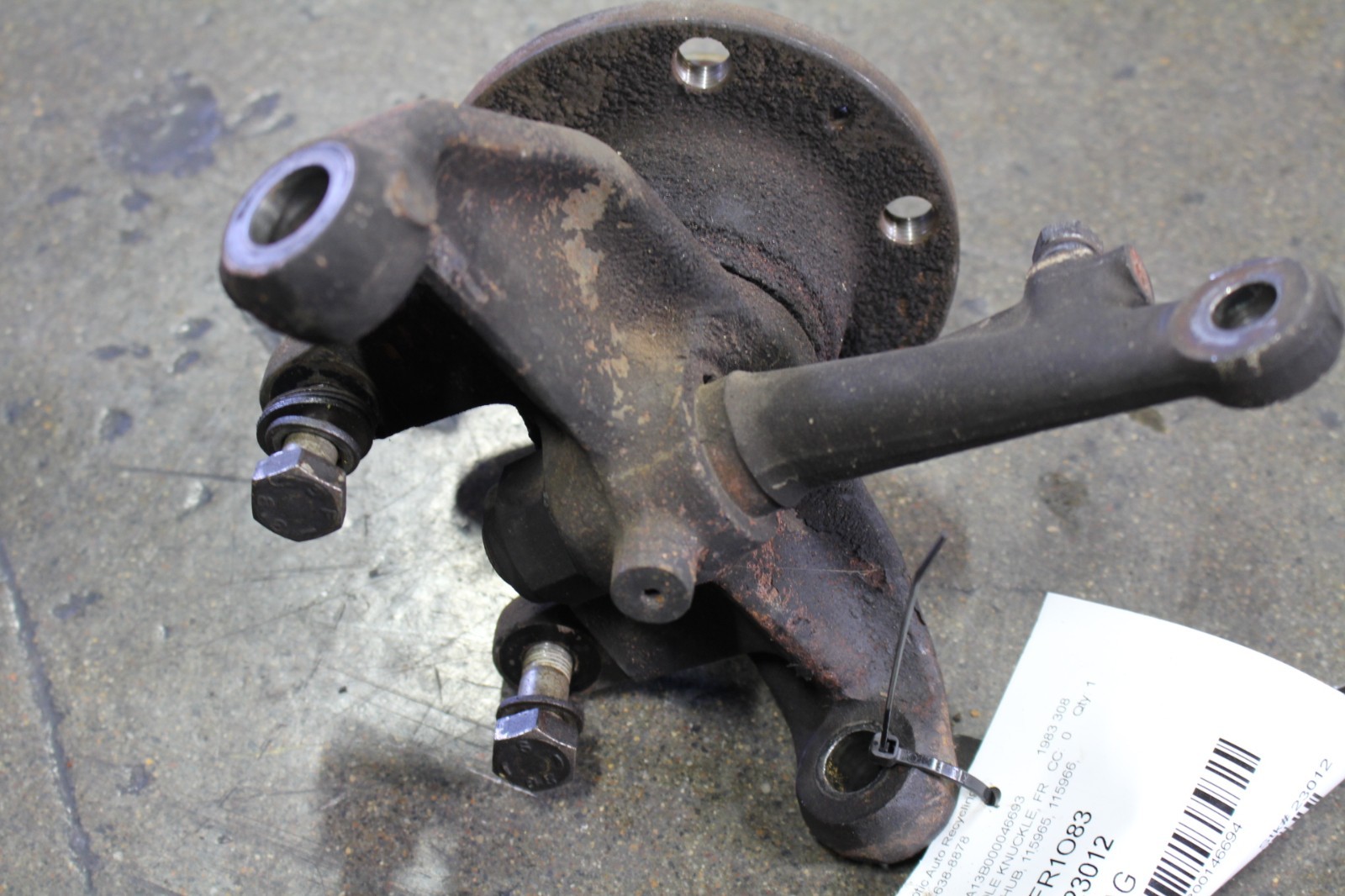 Ferrari 308, LH, Left, Front Spindle Knuckle w/ Hub, Used, P/N 115965, 115966