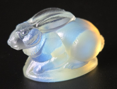 Art Deco Sabino Paris Opalescent Art Glass Bunny Rabbit Figurine Early Signature