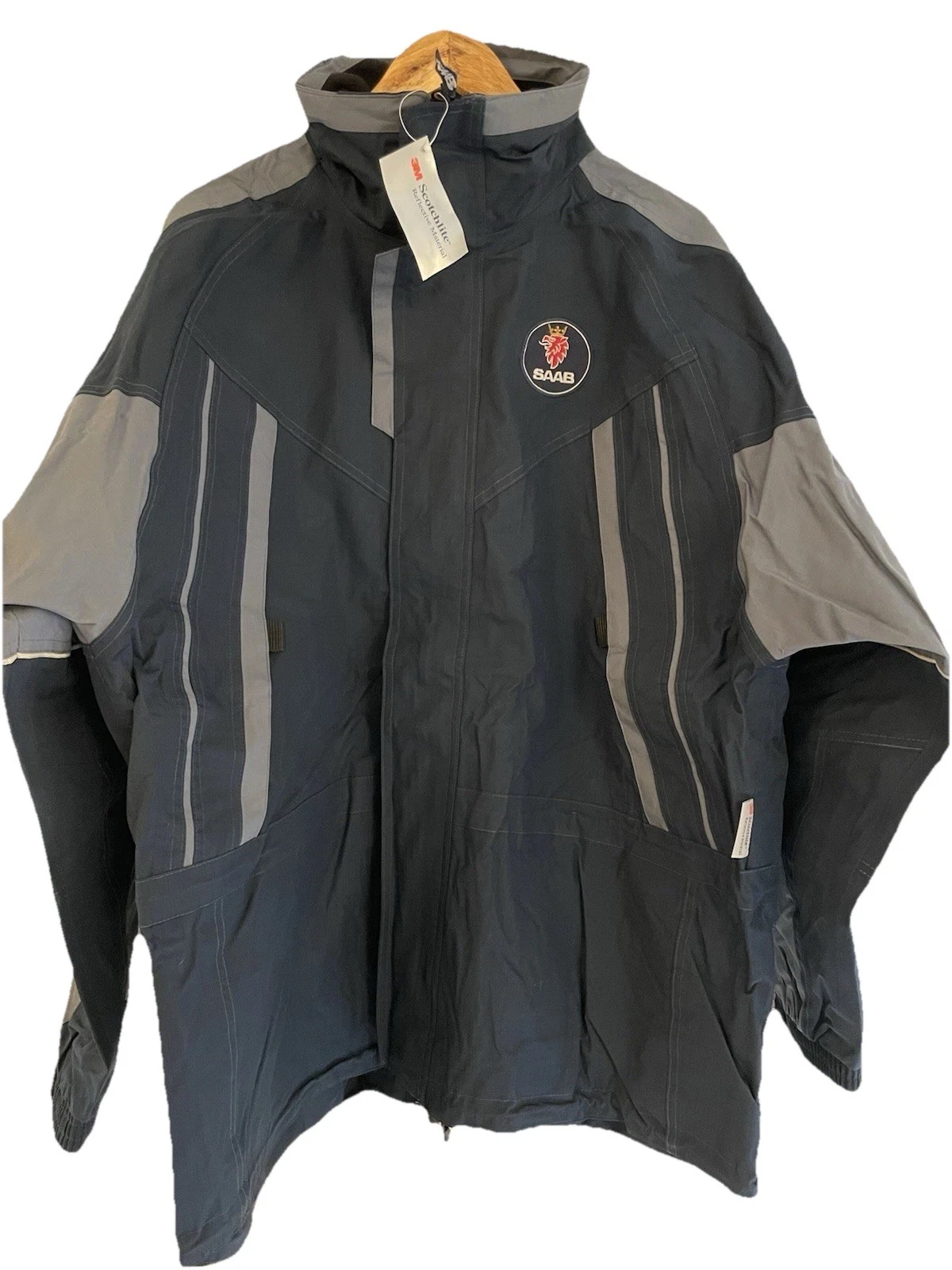 Mens Waterproof Coat - Genuine SAAB - Blue&Grey w/ removable hood & 3Mreflective
Opens in a new wind
