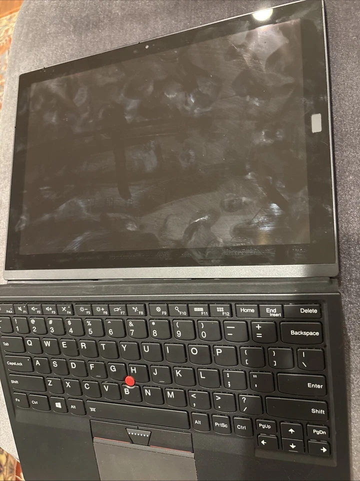 Lenovo ThinkPad X1 Gen 1 Tablet w/dock m5 CPU 128GB Hard Drive 4GB Memory - Image 3 of 4