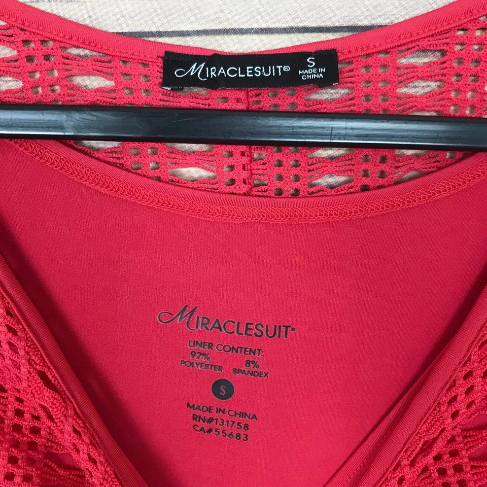 Top Miraclesuit Para Mujer S Rosa Prendas moldeadoras Crochet Hombro Frío En Capas Tanque Sólido Foto 4 de 4