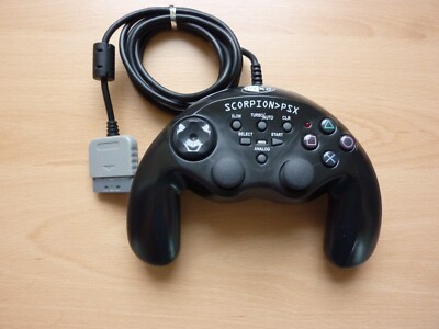 Plays PS1 Controller NYKO-SCORPION PSX PS80034-Q33-9812 schwarz Gereinigt ** Gut