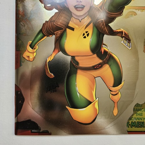 Avengers Annual #10 SDCC Exclusive Rouge Foil Nakayama Variant 1k Limited NM+ - Picture 4 of 5