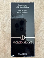 GIORGIO ARMANI ~ LUMINOUS SILK FLAWLESS FOUNDATION ~ # 7~ 1 OZ