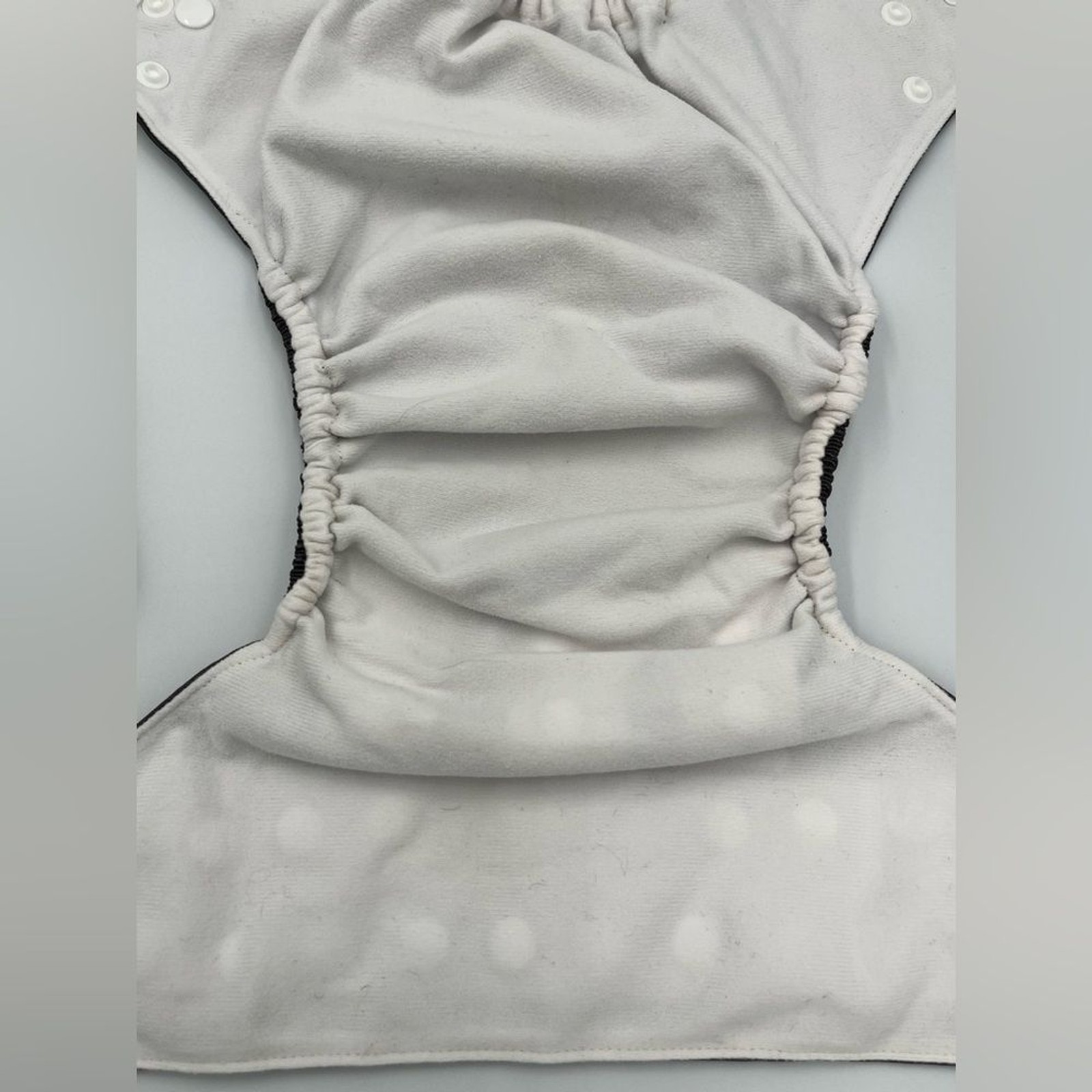 Nora’s Nursery 5 Cloth Diapers and 5 Inserts