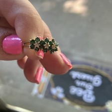 14k Yellow Gold Emerald Diamond Cluster Flower Ring Vintage