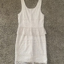 American Eagle Outfitters Sleeveless Lace Dress Off White Women Size 8 EUC