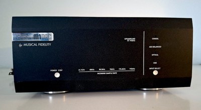 Musical Fidelity M1DAC   The Favorite DAC of Audiophiles!