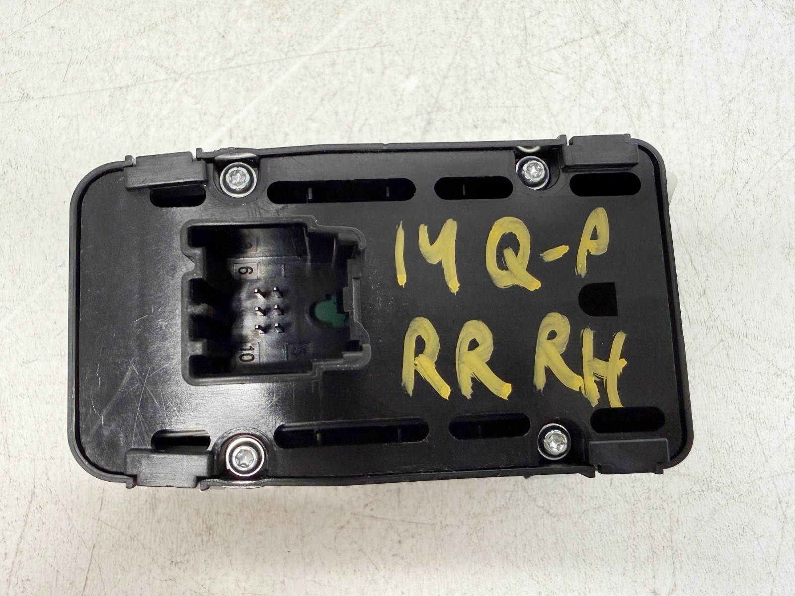 Maserati Quattroporte 2014-2022 Front Left Window regulator P/N 670013822