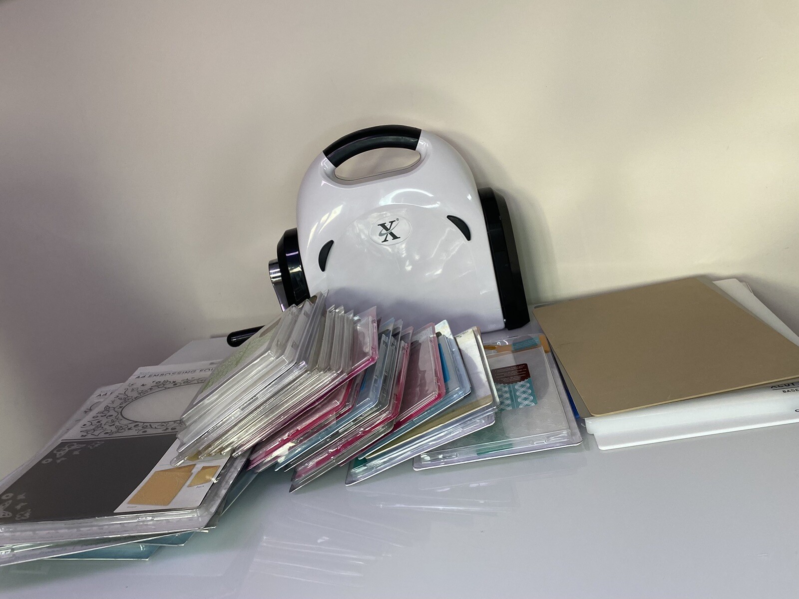 Xcut Xpress Die Cutting And Embossing Machine Huge Bundle Excellent