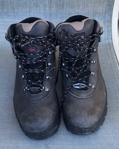 nike hiking boots waterproof