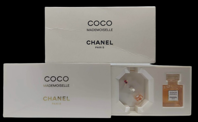 ❤️CHANEL Coco Mademoiselle Music Box miniature Perfume!