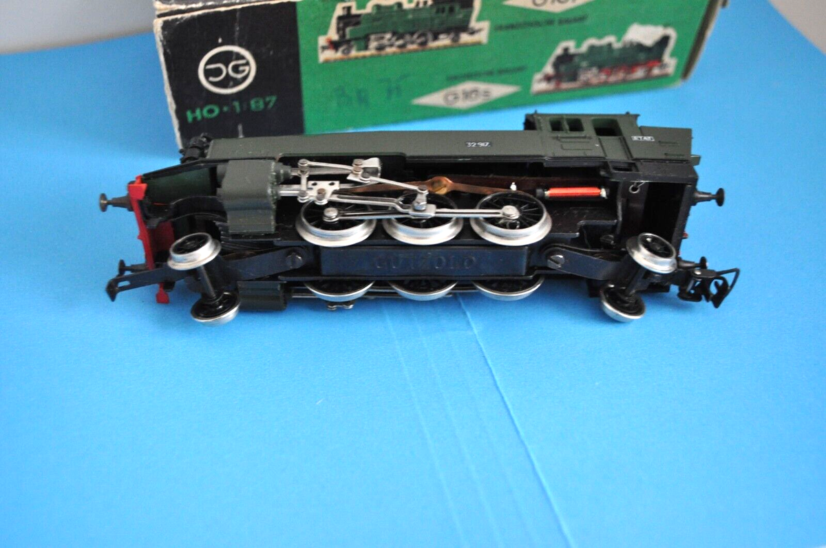 Locomotive Vapeur GUTZOLD / FULGUREX LOCO-TENDER 32917 – HO – CC – État Parfait