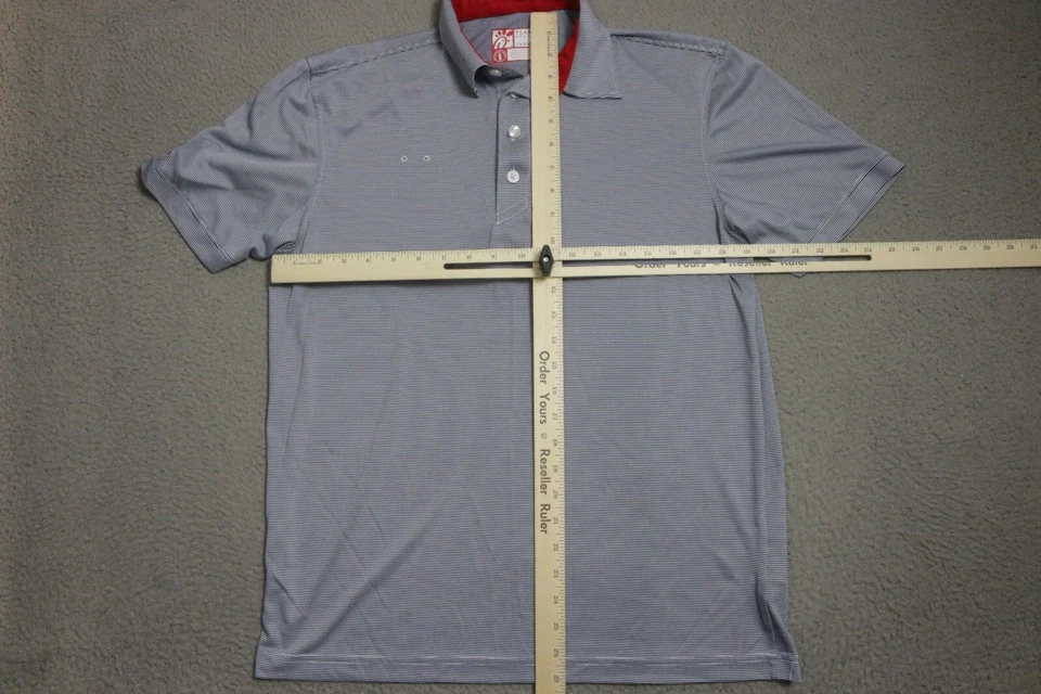 Camisa polo Chick-Fil-A Team cuello para hombre gris medio Foto 3 de 4