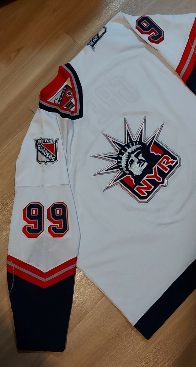 WAYNE GRETZKY 1999 NEW YORK RANGERS LIBERTY PRO-PLAYER WAYNE GRETZKY 1999 NEW YORK RANGERS LIBERTY PRO-PLAYER