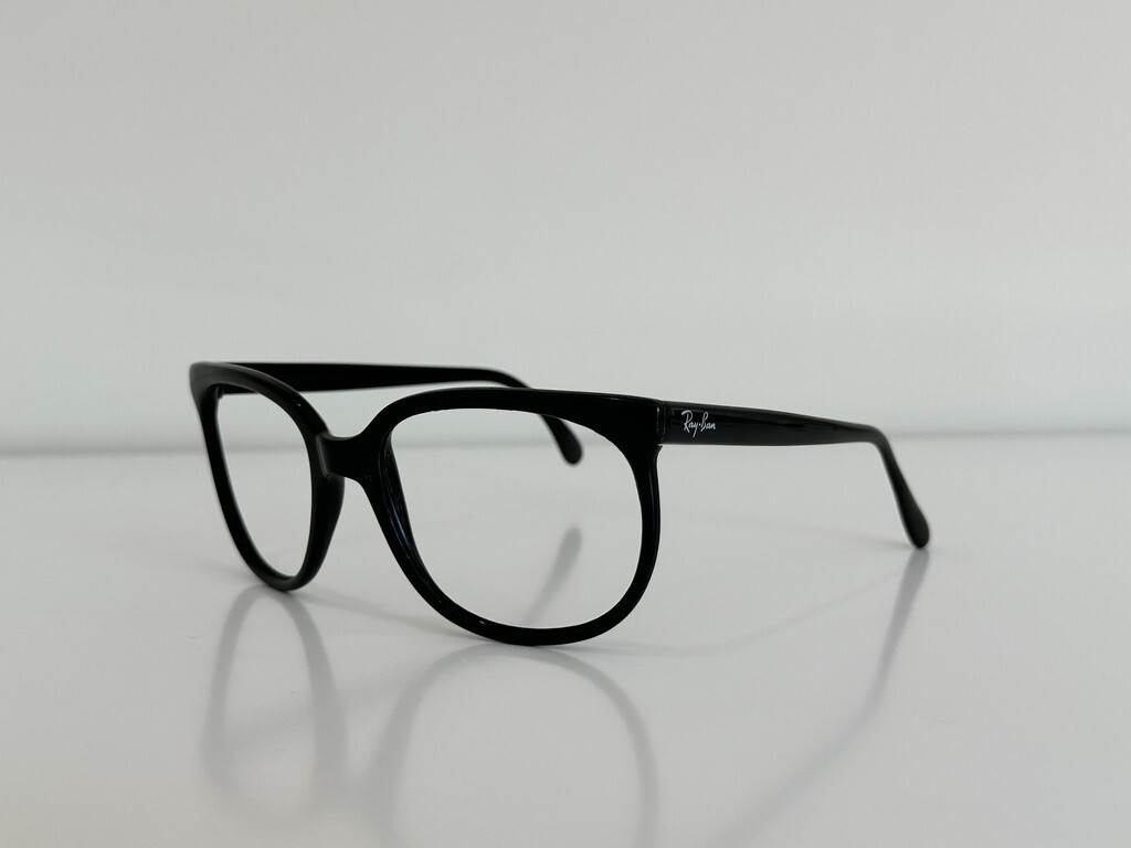 Rare Vintage B&L RAY-BAN CATS Cat Eye Wrap Black Sunglasses Rare Vintage B&L RAY-BAN CATS Cat Eye Wrap Black Sunglasses