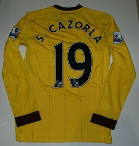 cazorla arsenal jersey