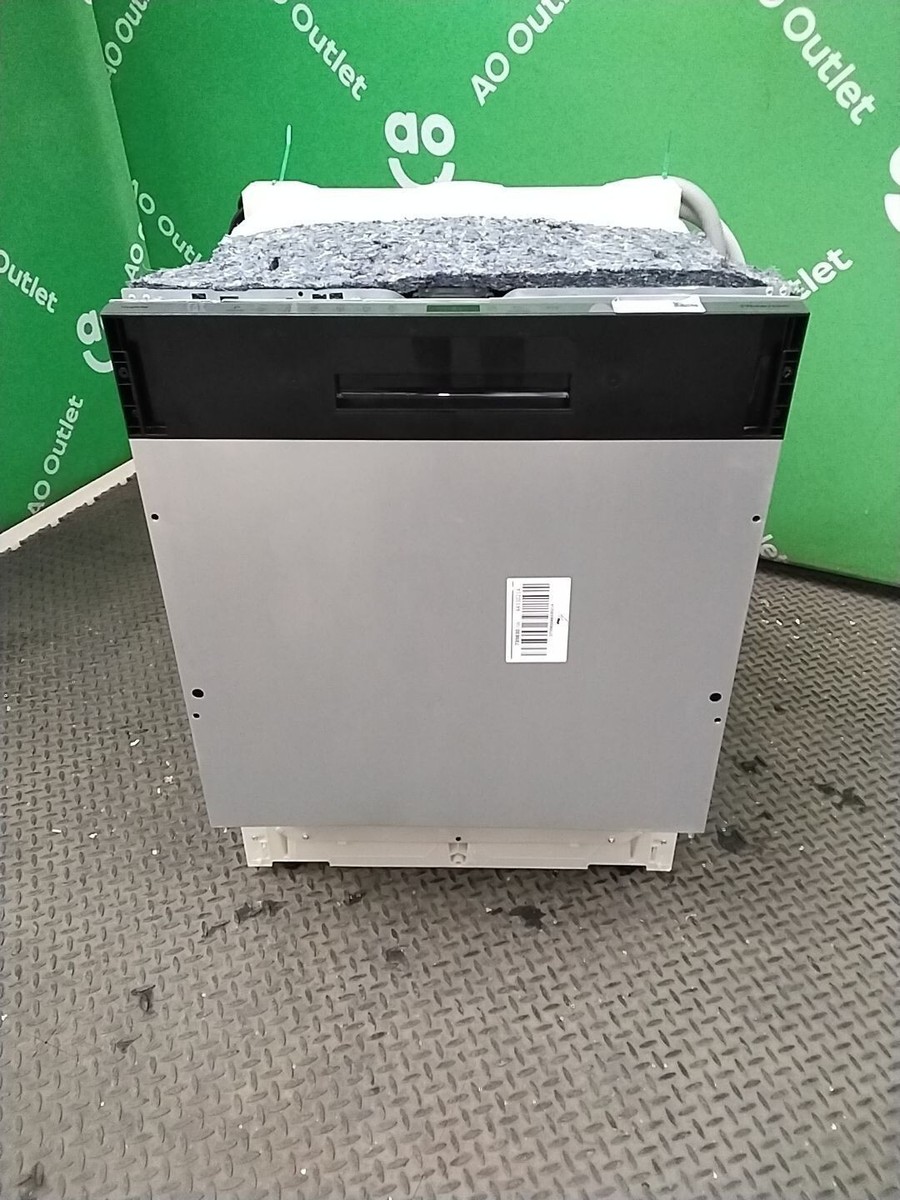 Hisense Fully Integrated Dishwasher 16 place settings HV643D60UK