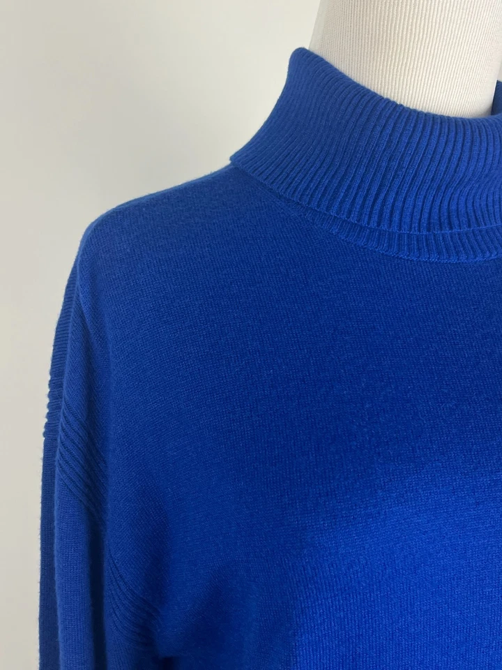 *NWT* WHITE HOUSE BLACK MARKET 'Relaxed Turtleneck Sweater' (Buttons) - S, Blue - Image 4 of 4