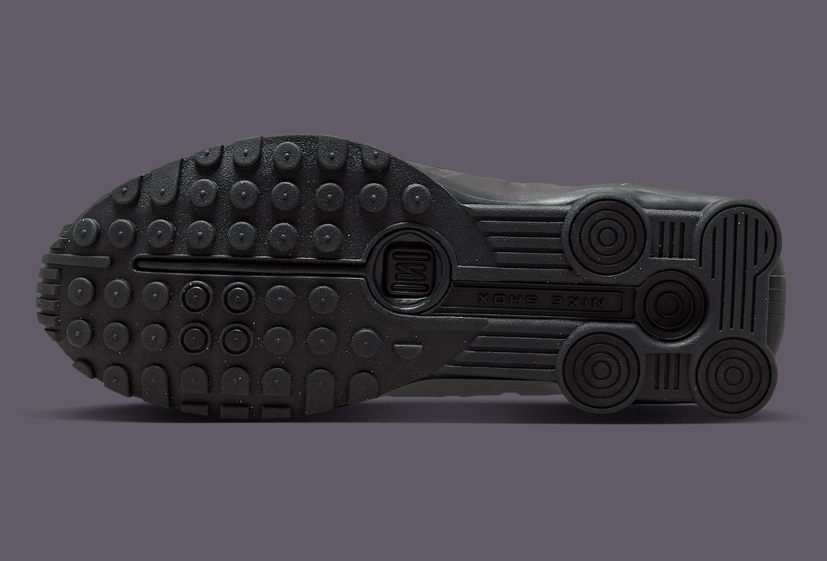 Size 11.5 - Nike Shox R4 Black Cave Purple for sale online  display picture 3