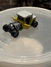 Micro Machine 1988- Ford Model T Roadster Pickup Yellow Hot Rod Galoob Model A
