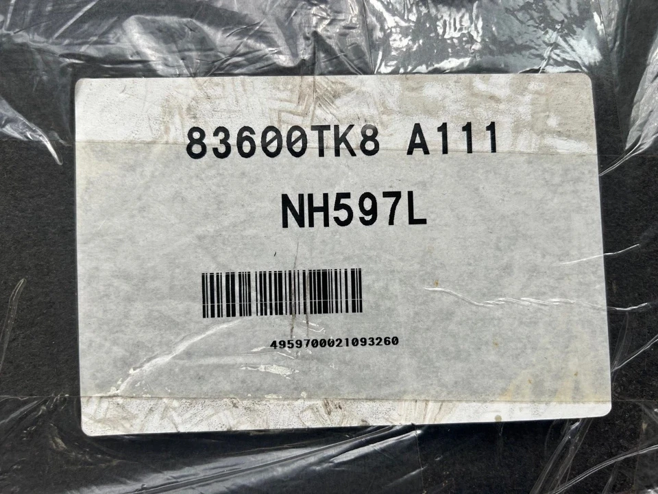 全新本田 Odyssey 2011 - 2017 原始设备制造商脚垫套装 灰色 NH597L 83600-TK8 A111 全新 — 第 2/3 张图片