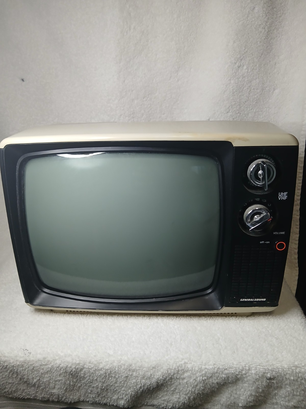 Vintage 1970's-1980 General Sound 10" Black & White Television.