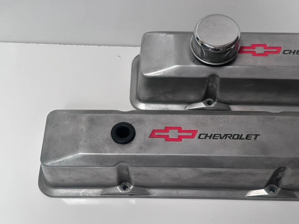 Proform Aluminum SB Chevrolet Valve Covers Bowtie Excellent! - Image 4 of 4