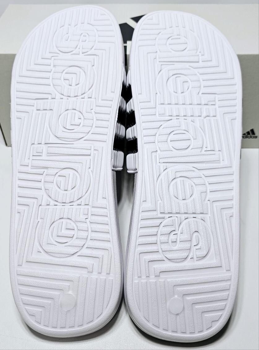 Adidas Mens Adissage Slide Athletic Sandals Size 18 White  display picture 1