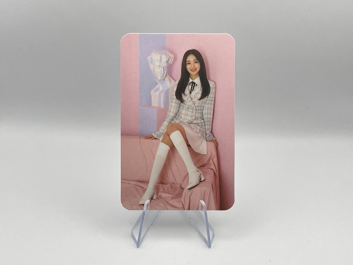 Loona Yves Official Photocard Yves Solo Album | eBay
