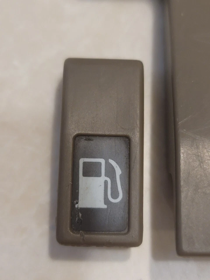 Honda Civic EG 1992-1995 maletero y liberación de gasolina embellecedor bisel cubierta marrón/tostado Foto 3 de 4