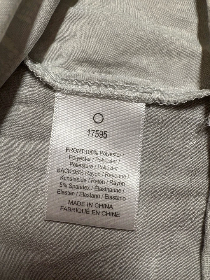 Blusa para mujer Dolan by Anthropologie mediana plisada piel de serpiente ligera Foto 3 de 4