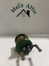 Bronson Green Hornet No. 2200 Baitcasting Fishing Reel Vintage, Made in USA