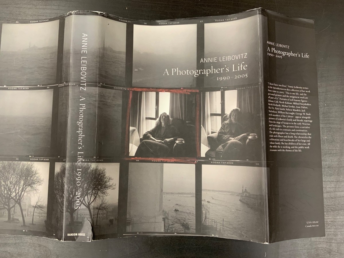2006 A Photographer's Life (1990-2005) INSCRIBED by Annie