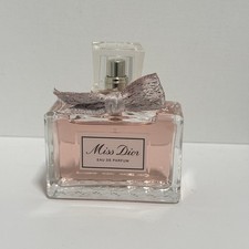 Miss Dior Esprit de Parfum Dior 香水- 一款年女用香水