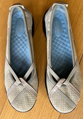 Clarks Privo  Ballet Flat Womens Sz 8 Bone  Leather Slip On Shoes
