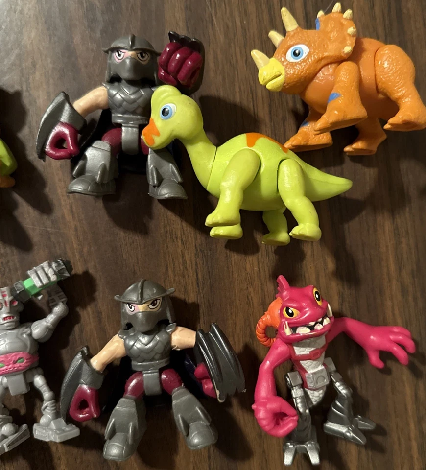 Lote de 11 bonecos TMNT Teenage Mutant Ninja Turtle Half Shell Heroes vilão - Imagem 4 de 4