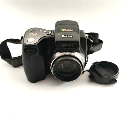Kodak EasyShare DX7590 5.0MP Digital Camera   10x Optical Zoom   Tested  w/ Case