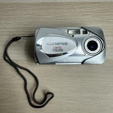 Olympus Camedia D-580 Zoom 4.0MP 3x Optical Zoom Camera.  Tested  Working