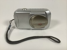 Olympus CAMEDIA D-395 3.2MP Digital Camera Silver - Powers on - READ DESCR -