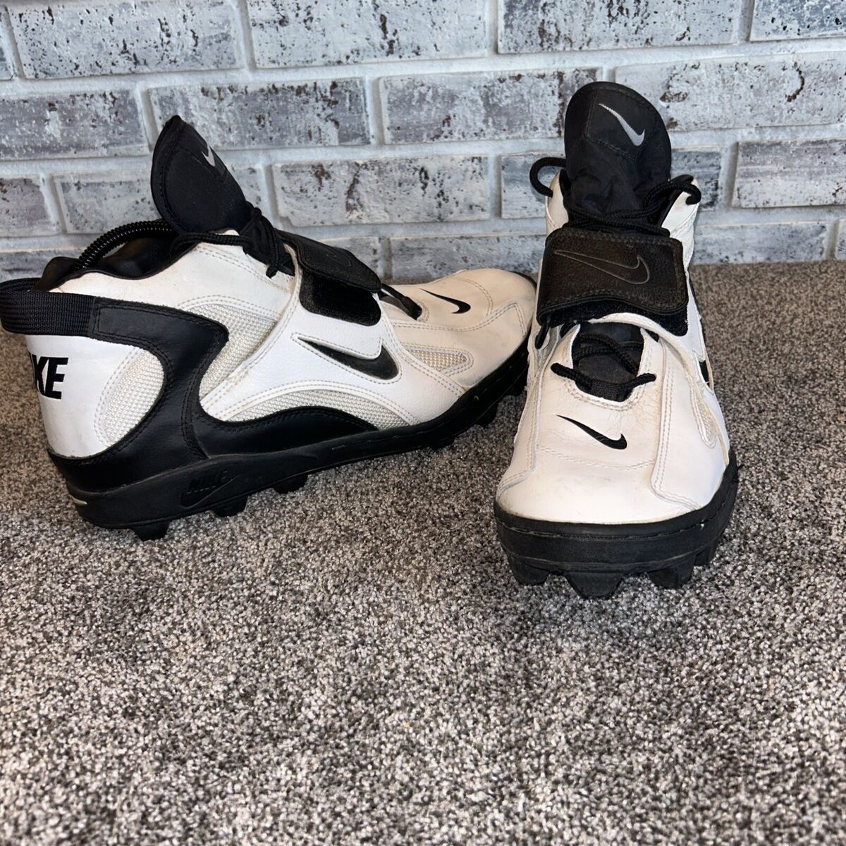 NIKE Vintage 90s/00s Mid Football Cleats Shoe Men's Size 14 NIKE Vintage 90s/00s Mid Football Cleats Shoe Men's Size 14